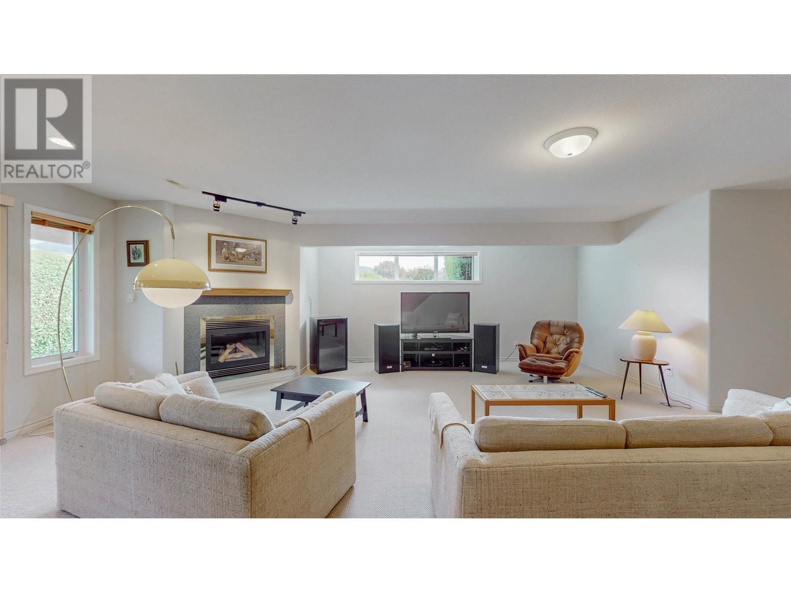 4210 Fairwinds Drive. Osoyoos, British Columbia