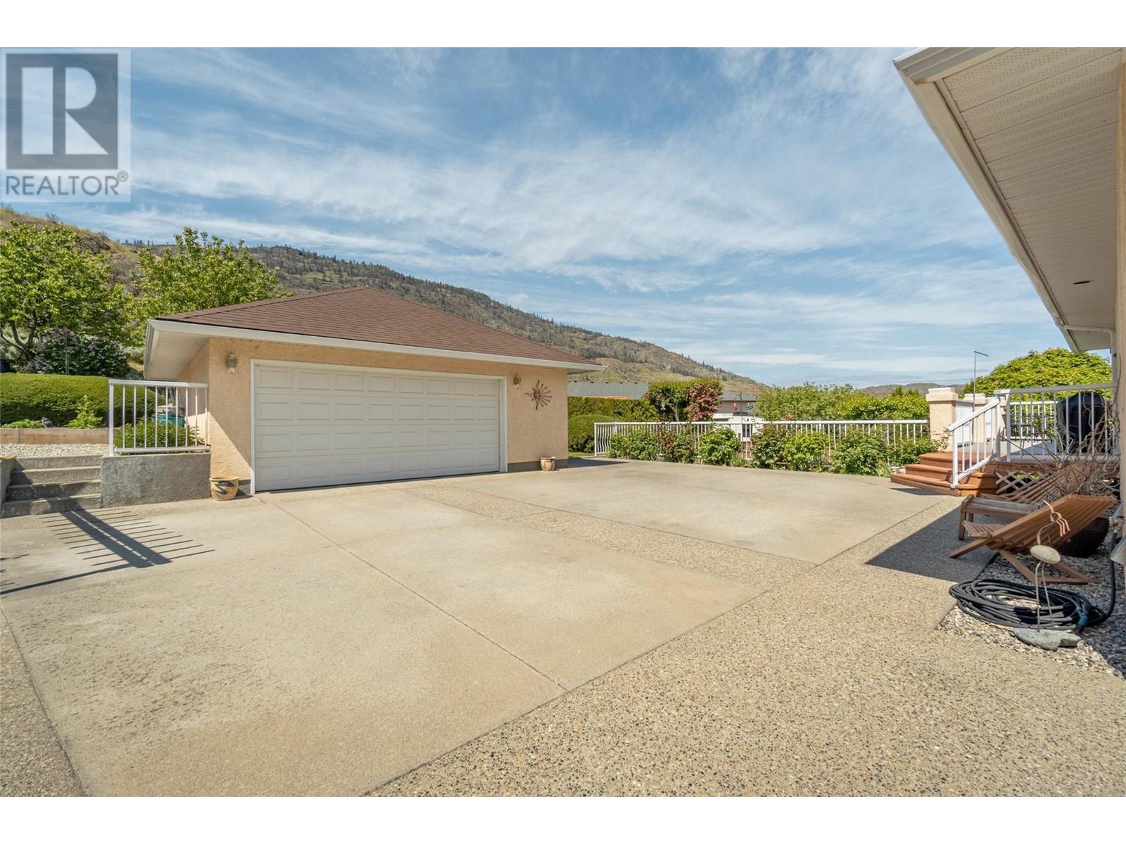 4210 Fairwinds Drive. Osoyoos, British Columbia