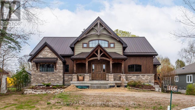 166 Clarendon Street, Saugeen Shores