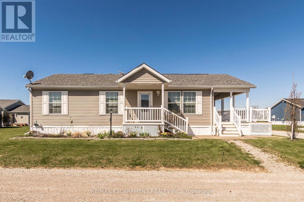 3 Copper Beech Drive, Haldimand (nanticoke)