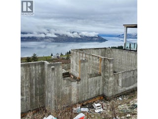 6050 Gerrie Road. Peachland, British Columbia