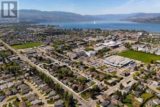 2909 Bouvette Street. Kelowna, British Columbia