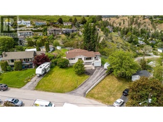 6528 Lipsett Crescent. Summerland, British Columbia