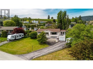 6528 Lipsett Crescent. Summerland, British Columbia