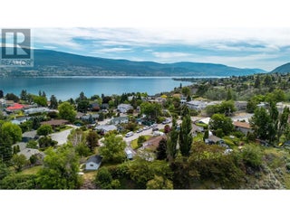 6528 Lipsett Crescent. Summerland, British Columbia