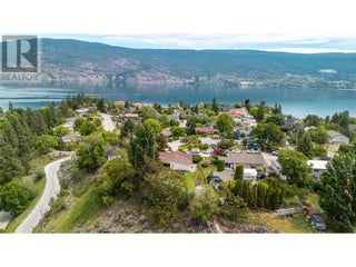 6528 Lipsett Crescent. Summerland, British Columbia