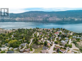 6528 Lipsett Crescent. Summerland, British Columbia