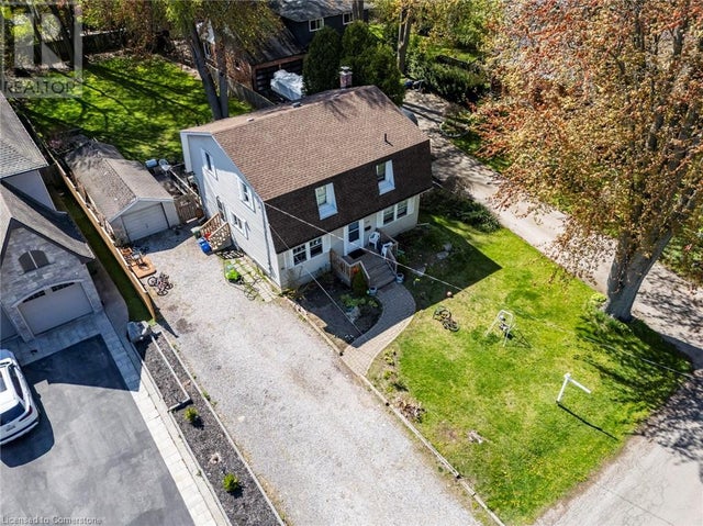 210 Valleyview Drive, Ancaster