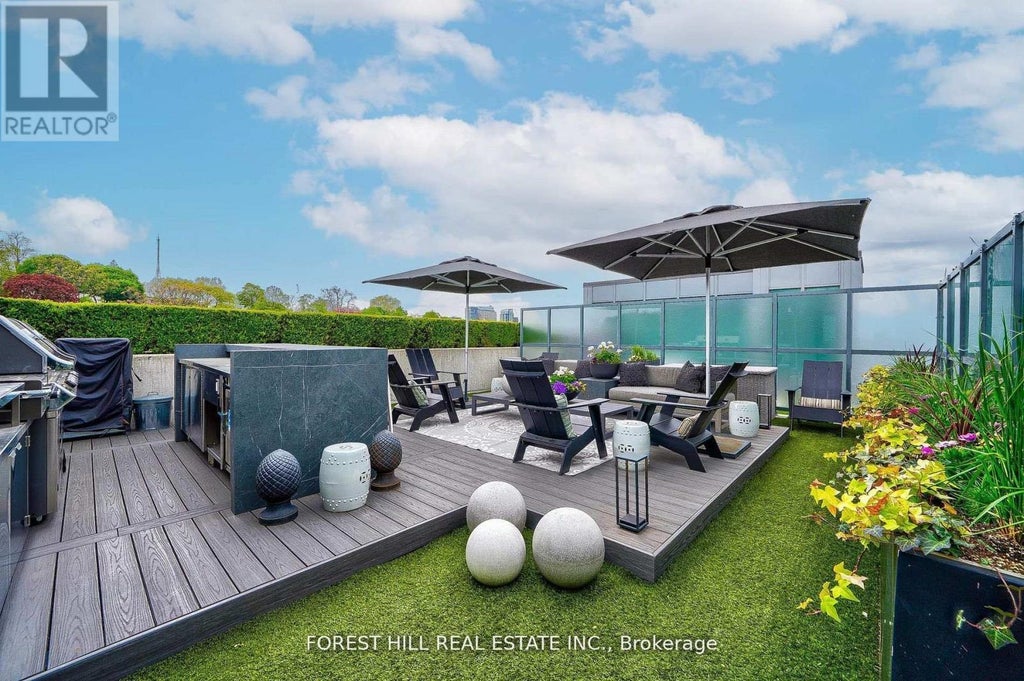 706 - 377 Madison Avenue, Toronto (casa Loma)