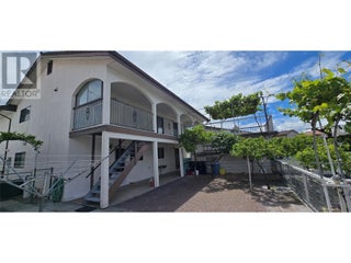 26 Bayview Crescent. Osoyoos, British Columbia