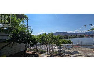 26 Bayview Crescent. Osoyoos, British Columbia