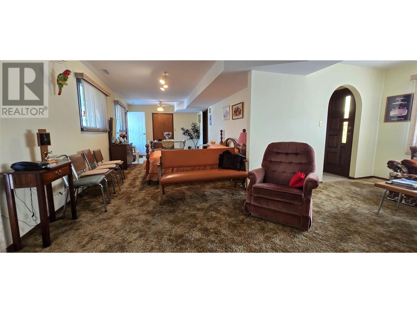 26 Bayview Crescent. Osoyoos, British Columbia