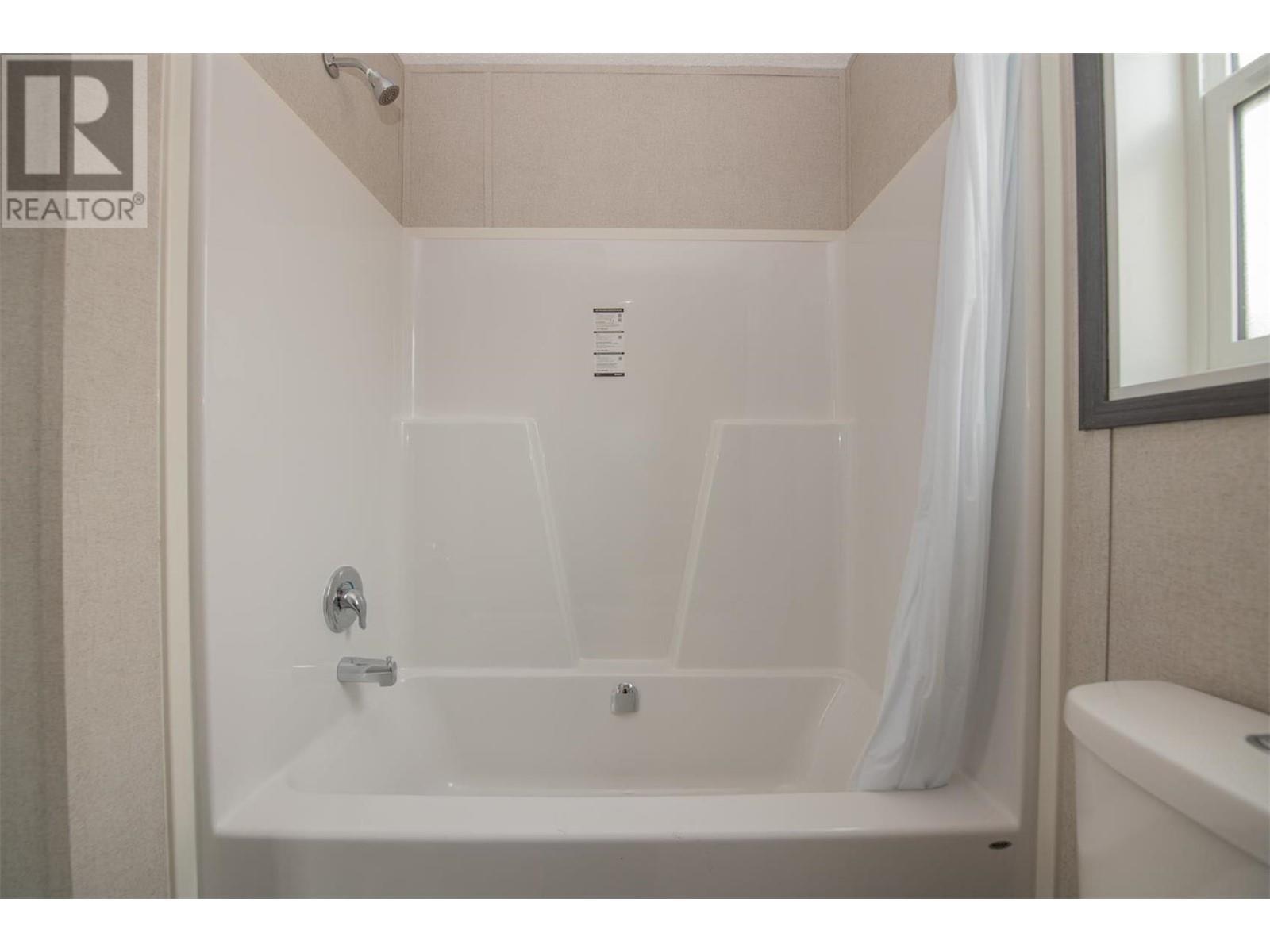 15401 Kalamalka Road Unit# 151. Vernon, British Columbia