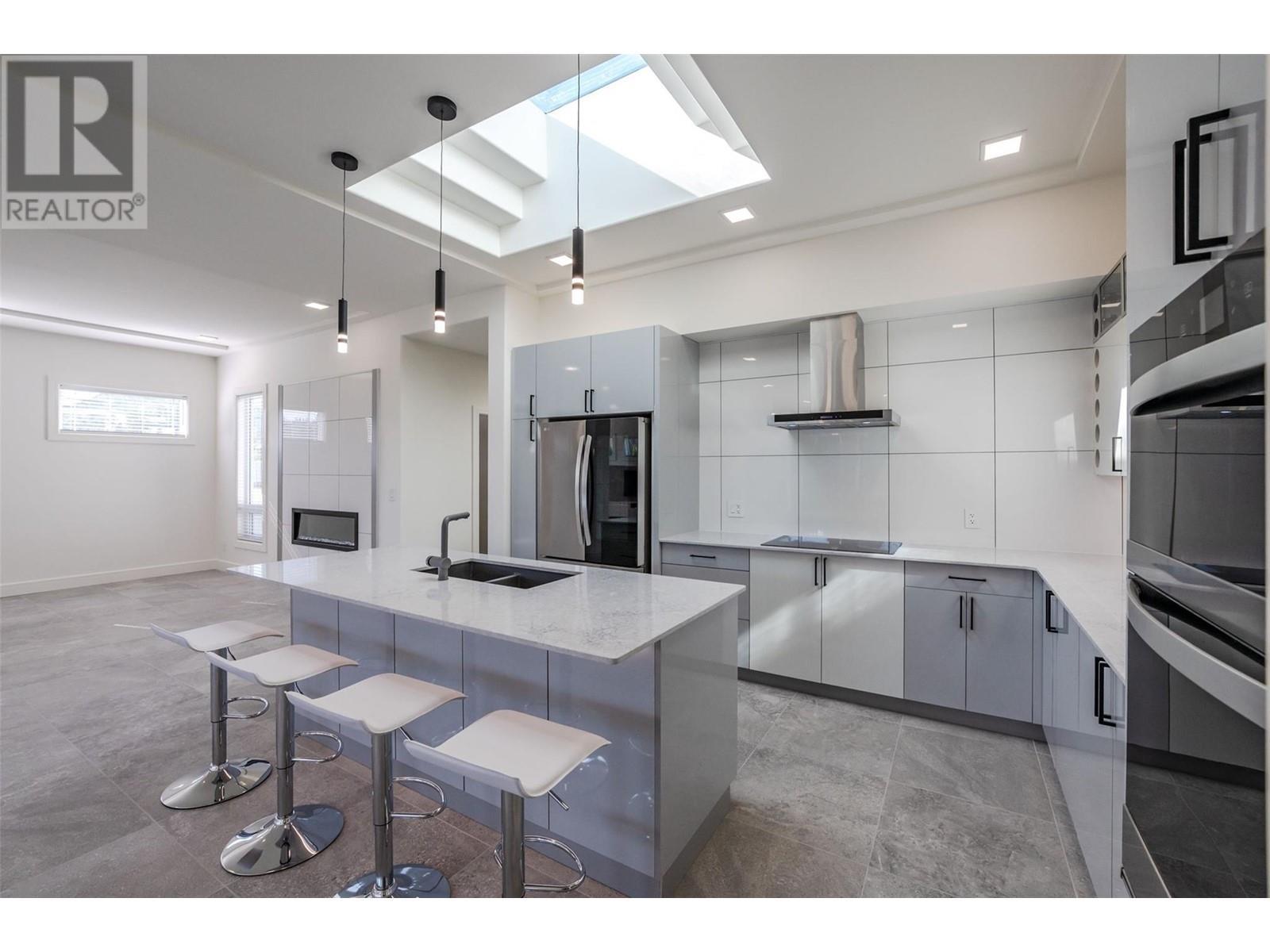 1723 Treffry Place. Summerland, British Columbia