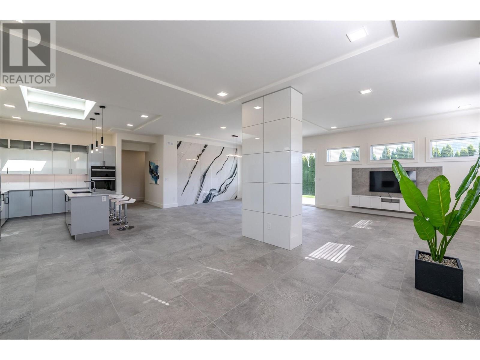 1723 Treffry Place. Summerland, British Columbia