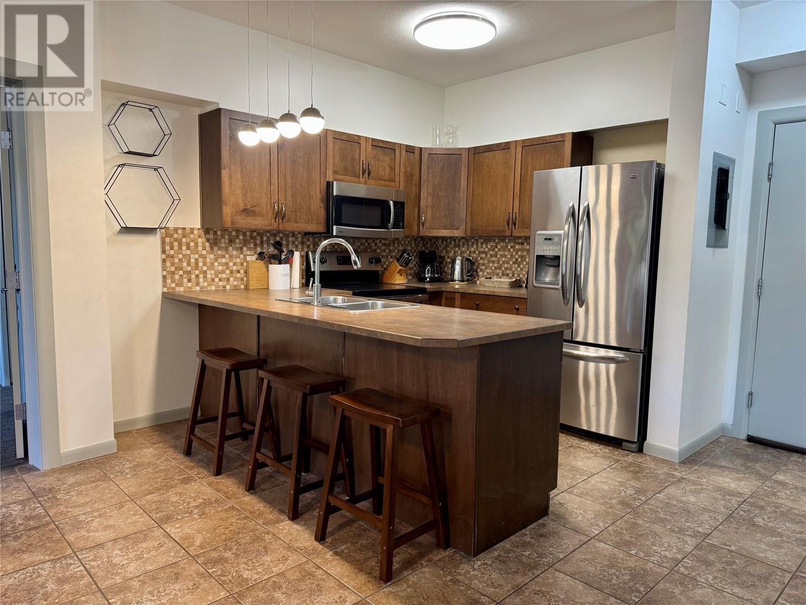 654 Cook Road Unit# 448. Kelowna, British Columbia