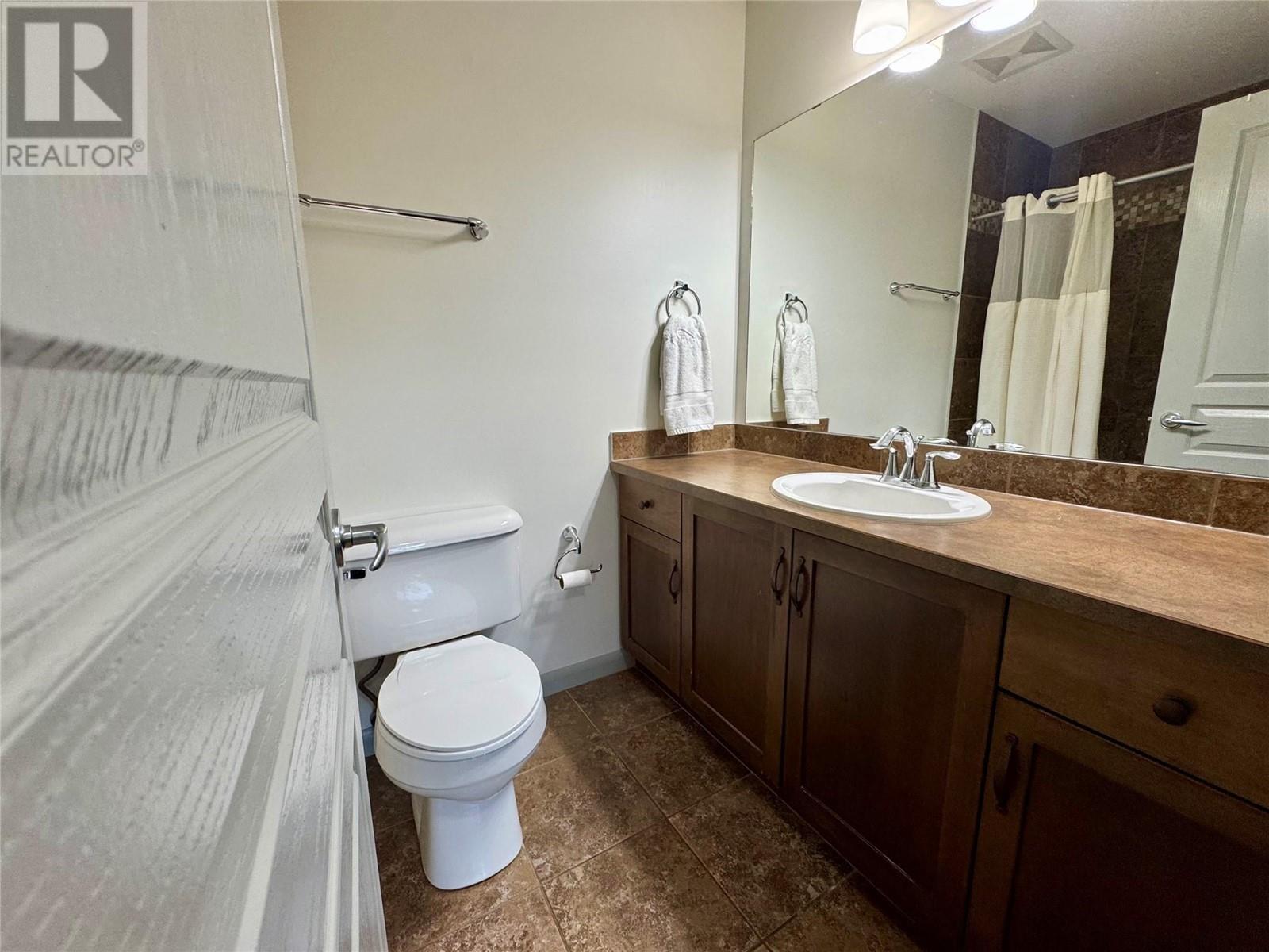 654 Cook Road Unit# 448. Kelowna, British Columbia