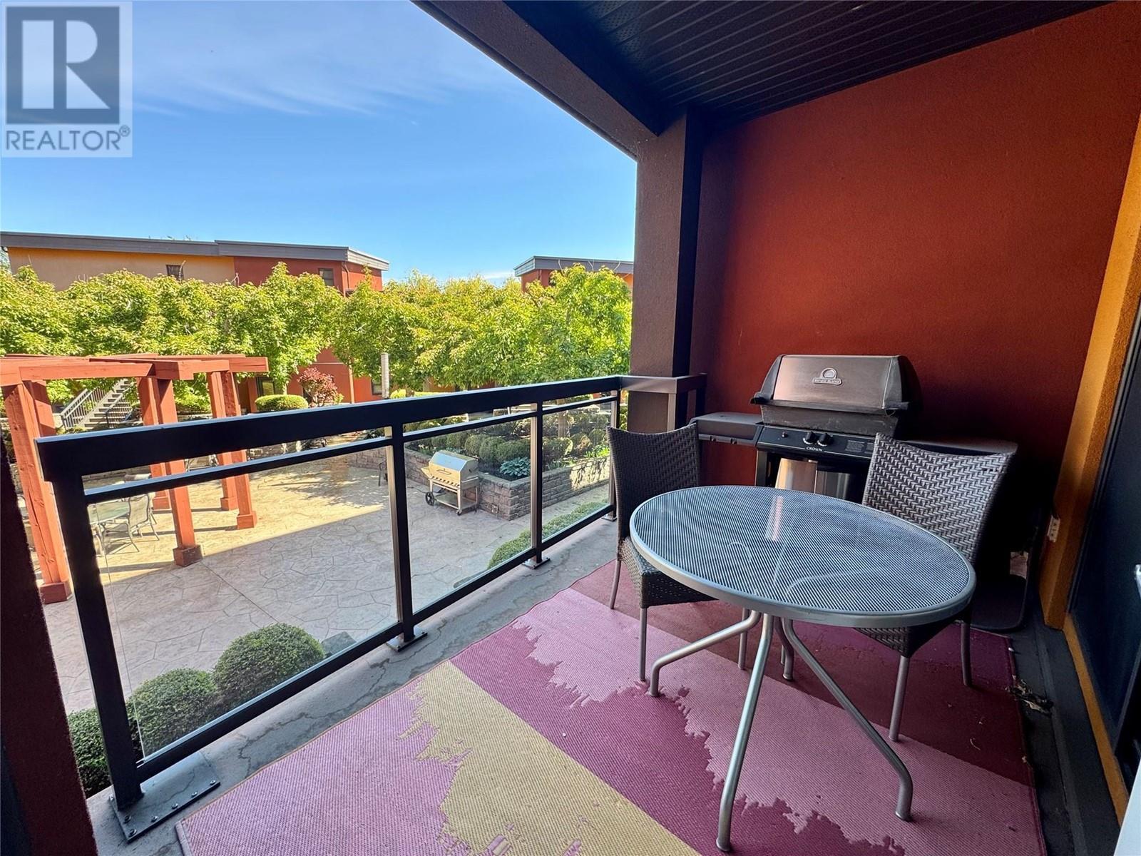 654 Cook Road Unit# 448. Kelowna, British Columbia