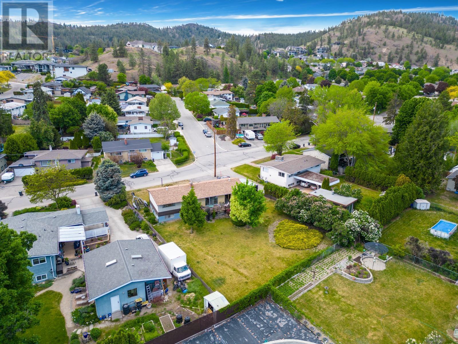 715 Glenburn Street. Kelowna, British Columbia