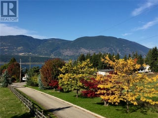 2190 30 Street Ne. Salmon Arm, British Columbia