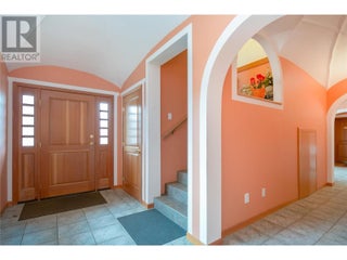 2190 30 Street Ne. Salmon Arm, British Columbia