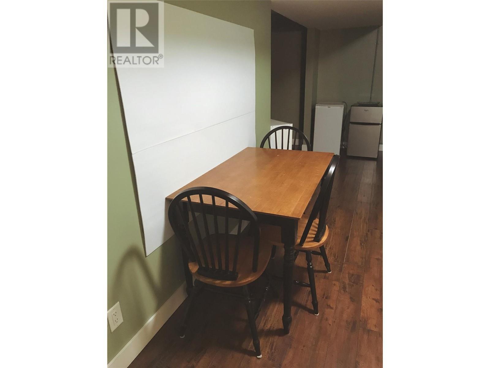 635 Brighton Road. Kelowna, British Columbia