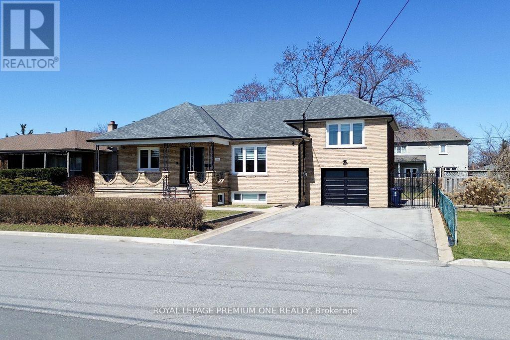 286 Waterloo Avenue, Toronto (bathurst Manor)