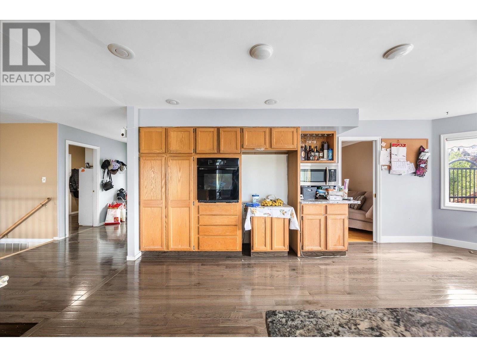 848 Webster Road. Kelowna, British Columbia