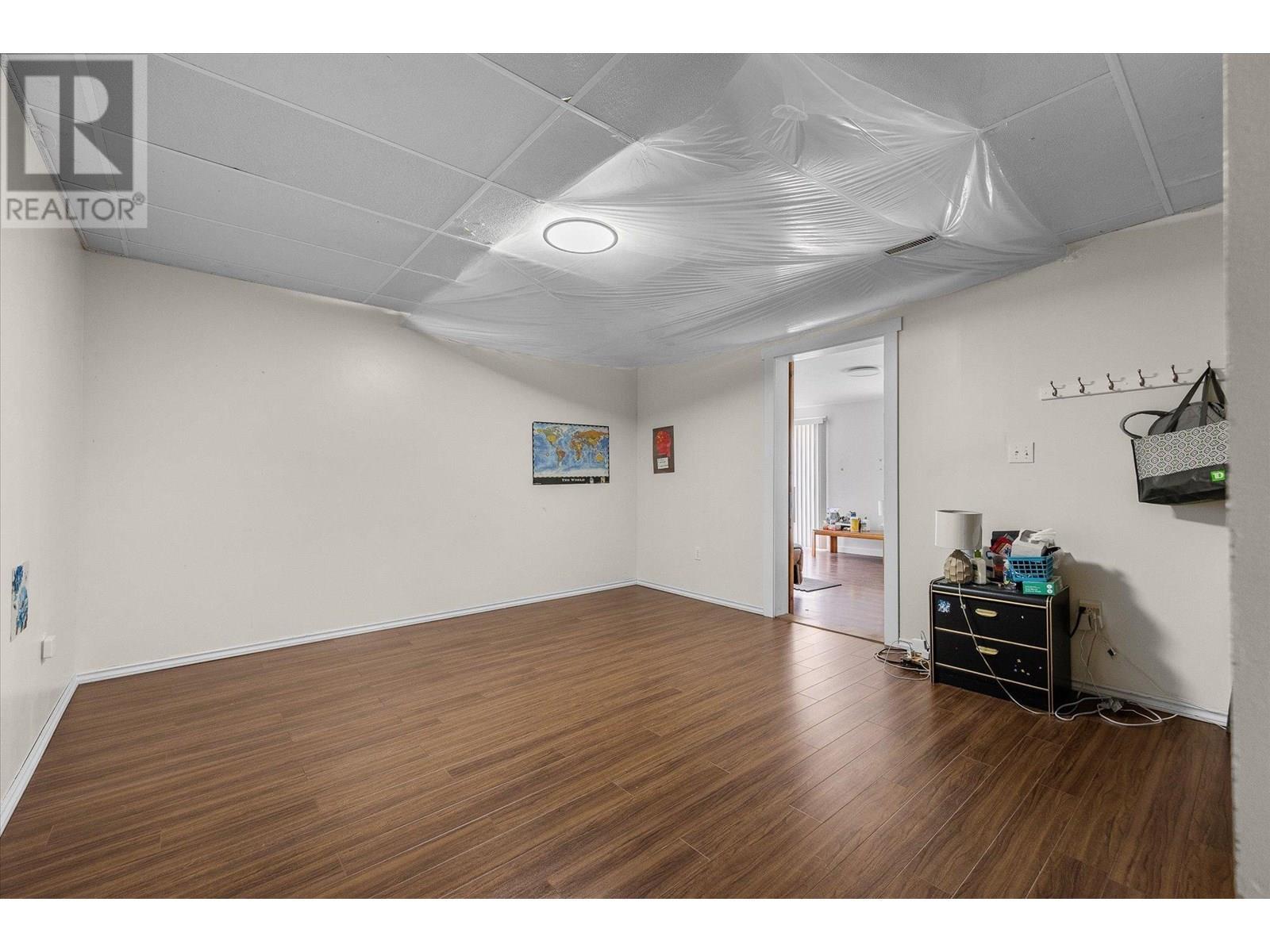 848 Webster Road. Kelowna, British Columbia