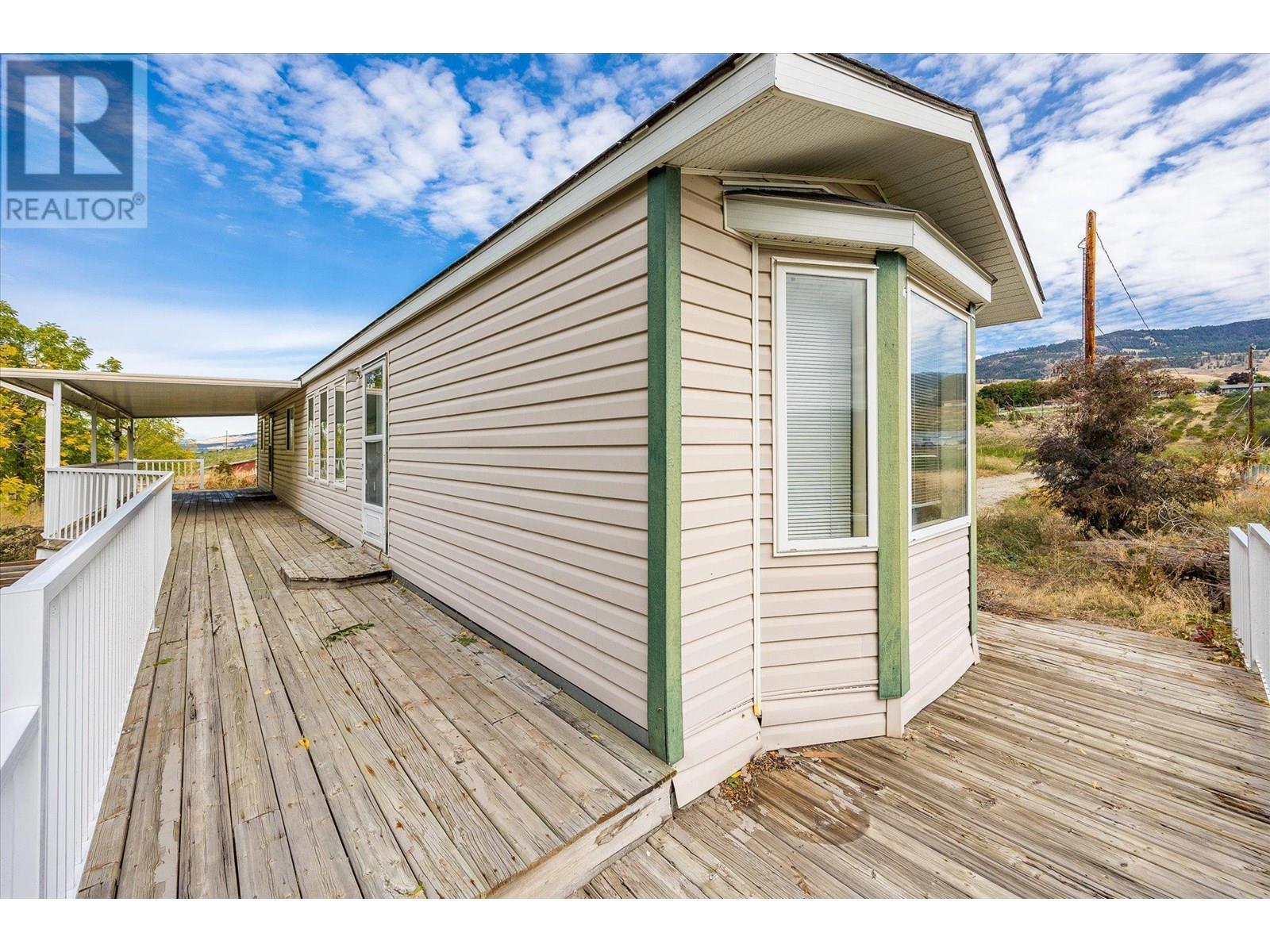 848 Webster Road. Kelowna, British Columbia