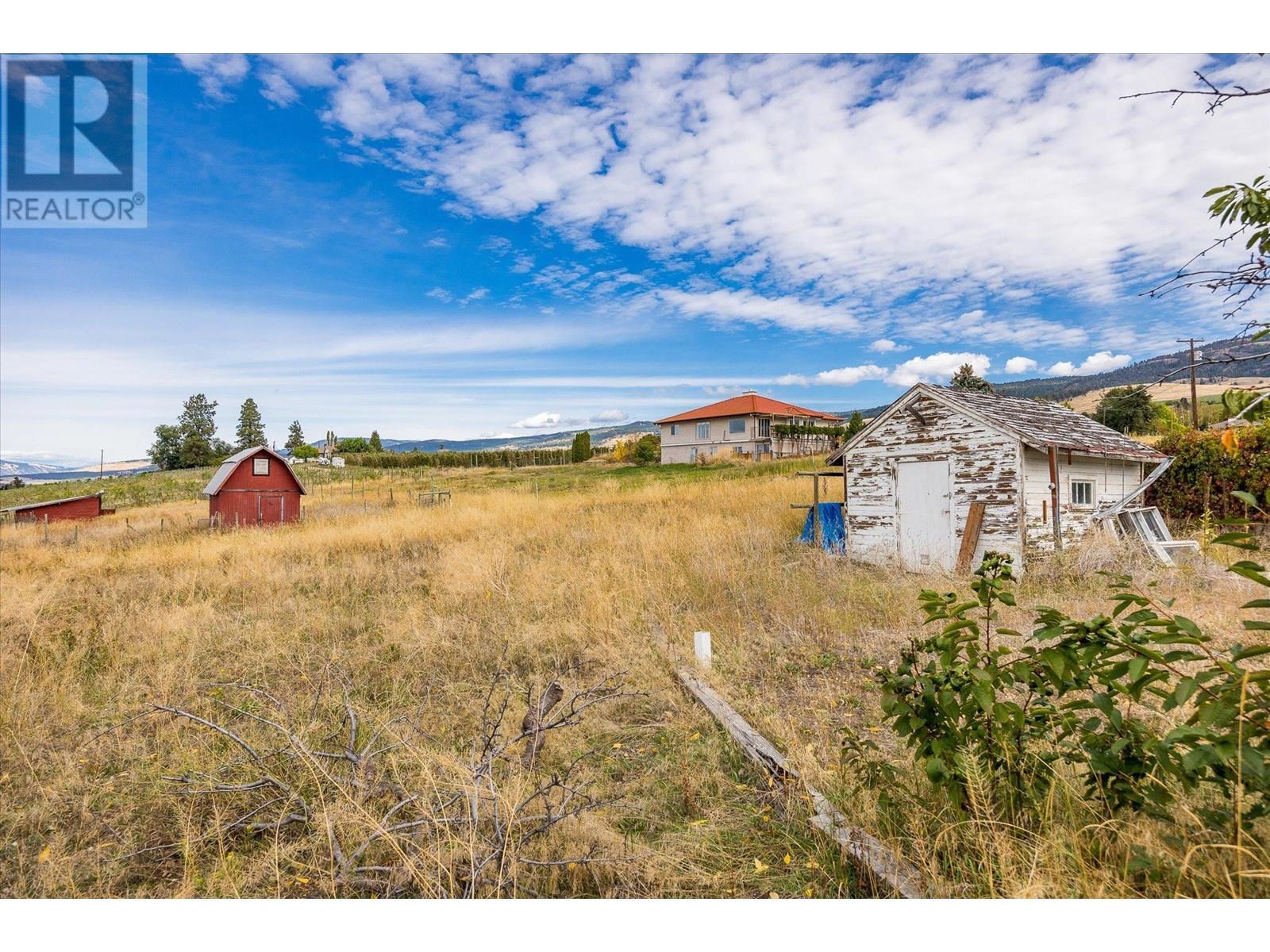 848 Webster Road. Kelowna, British Columbia