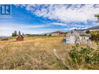 848 Webster Road. Kelowna, British Columbia