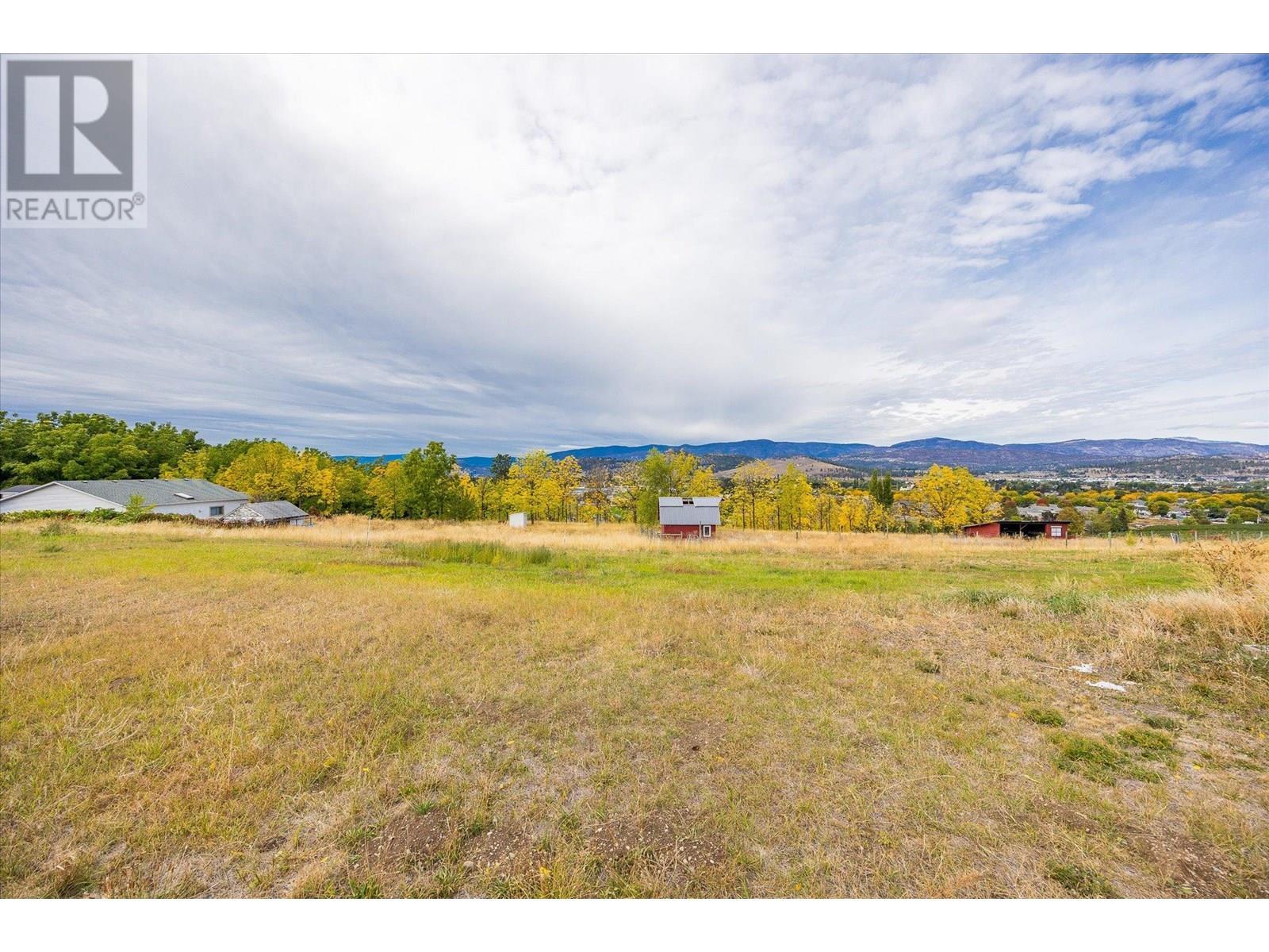 848 Webster Road. Kelowna, British Columbia