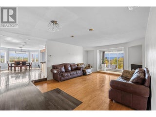 848 Webster Road. Kelowna, British Columbia