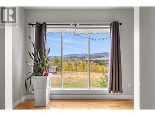 848 Webster Road. Kelowna, British Columbia