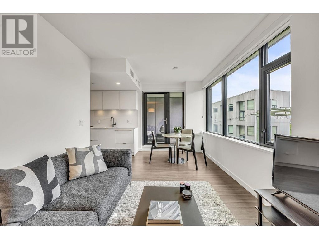 604 210 E 5th Avenue, Vancouver