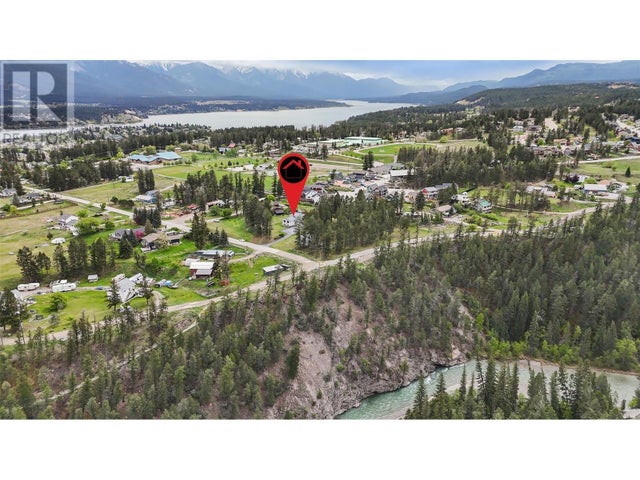 1573 10 Street, Invermere