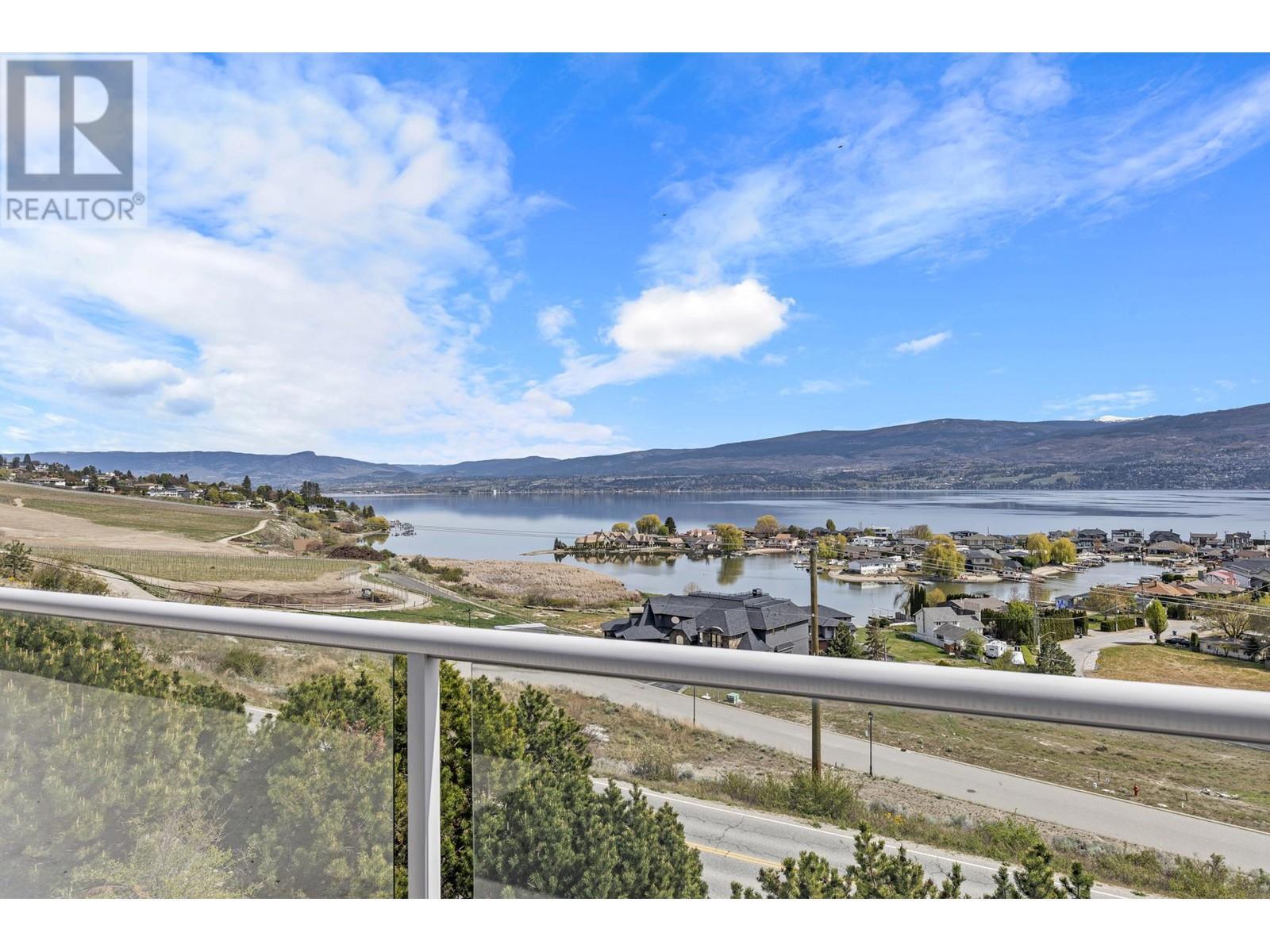 3513 Empire Place. West Kelowna, British Columbia