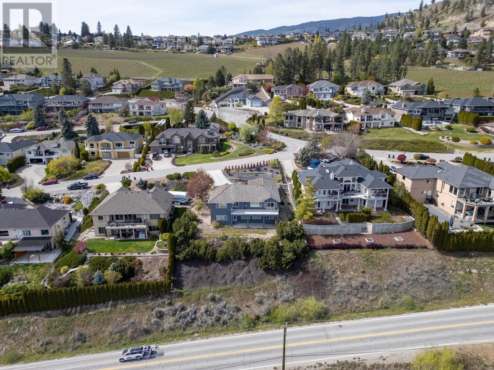 3513 Empire Place. West Kelowna, British Columbia