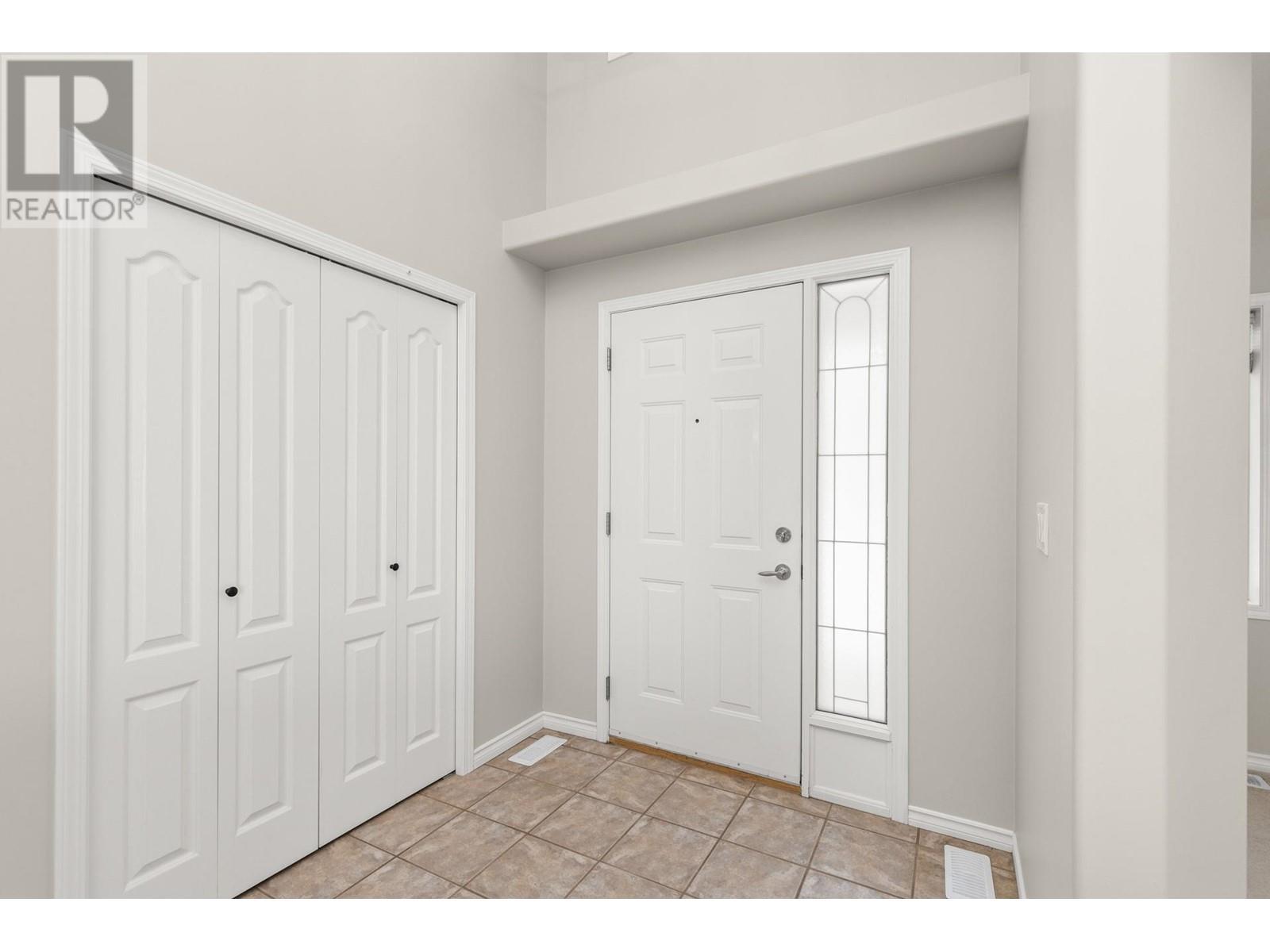 3513 Empire Place. West Kelowna, British Columbia