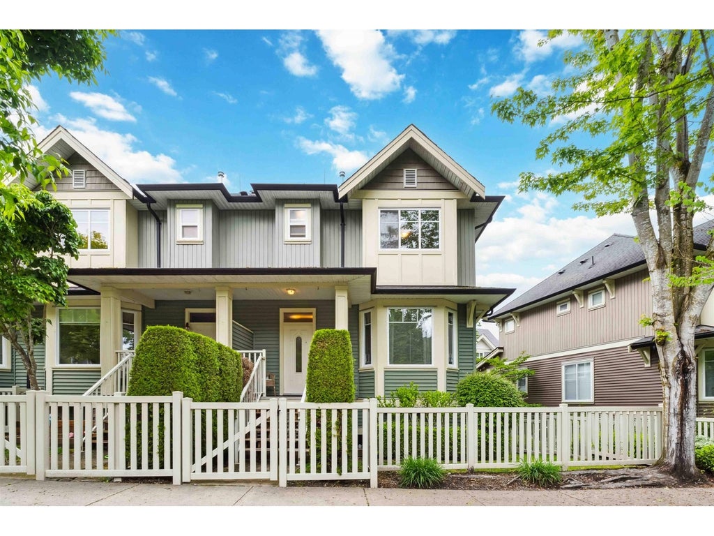 32 6575 192 Street, Surrey