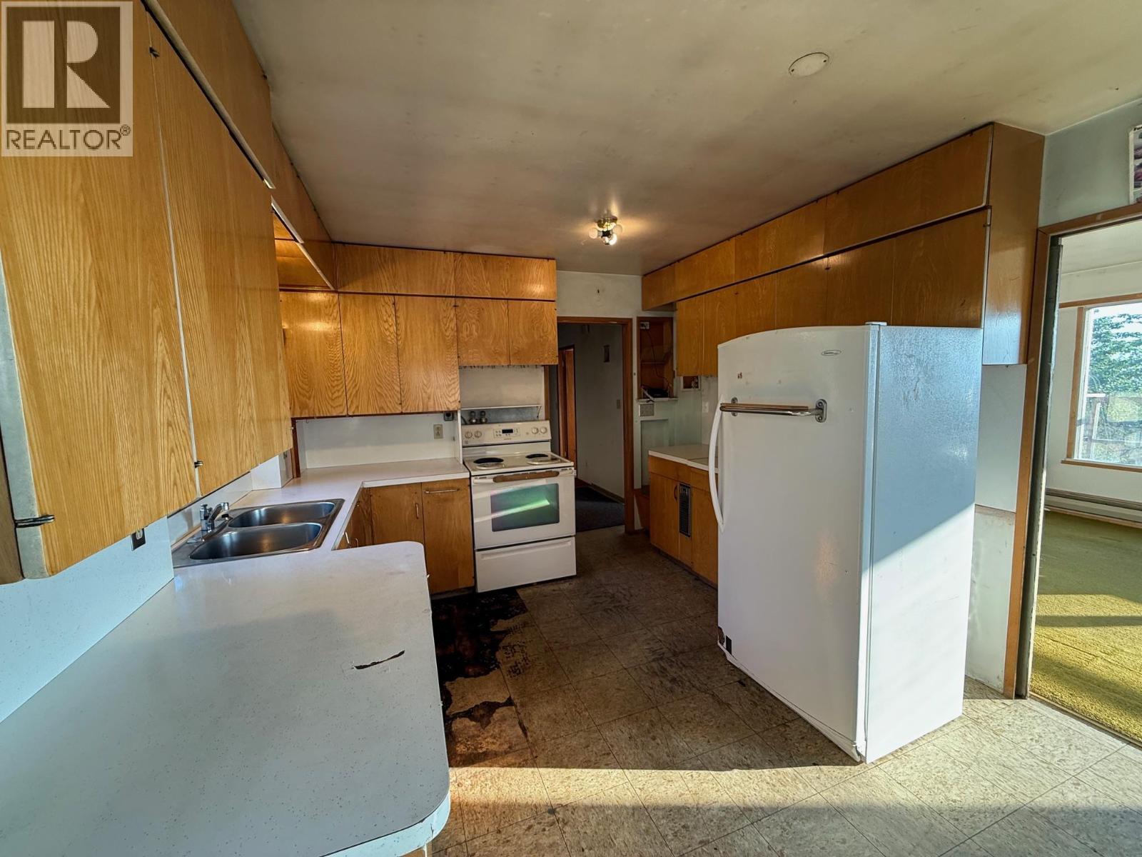 11415 Giants Head Road. Summerland, British Columbia