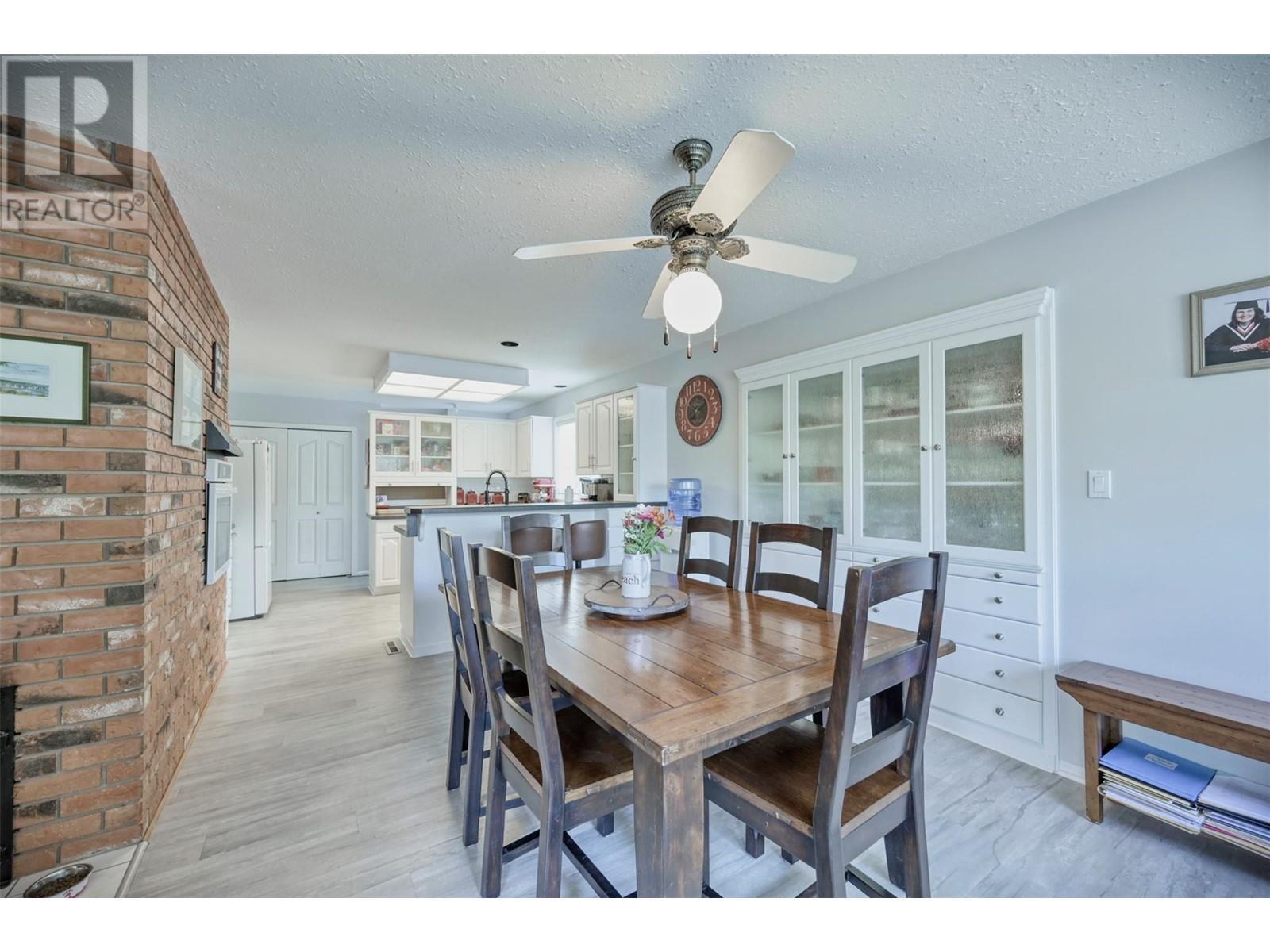 45 Harbour Key Drive. Osoyoos, British Columbia