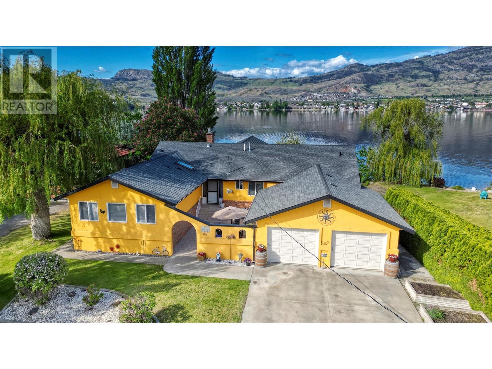 45 Harbour Key Drive. Osoyoos, British Columbia