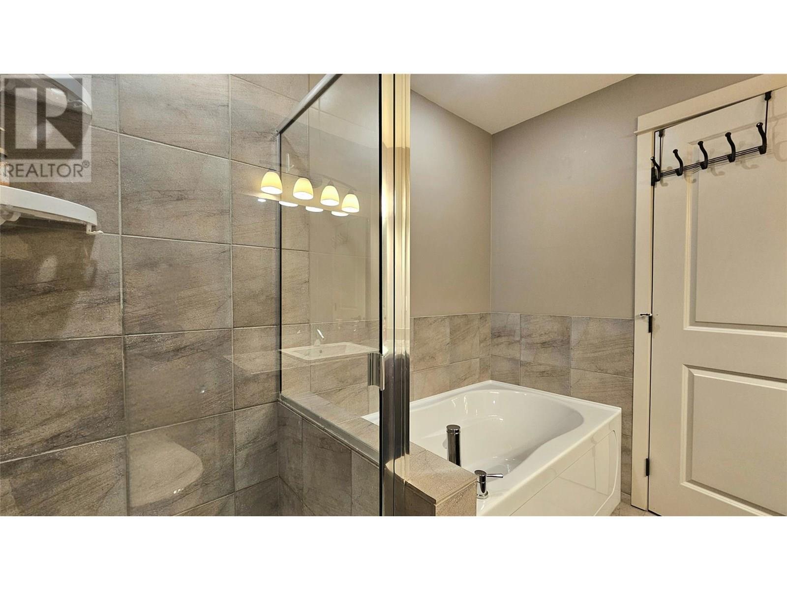 2142 Vasile Road Unit# 314. Kelowna, British Columbia