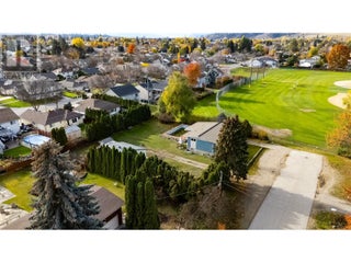 375 Edith Gay Road. Kelowna, British Columbia