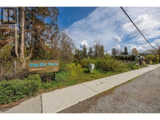 2030 Wilkinson Street. Kelowna, British Columbia