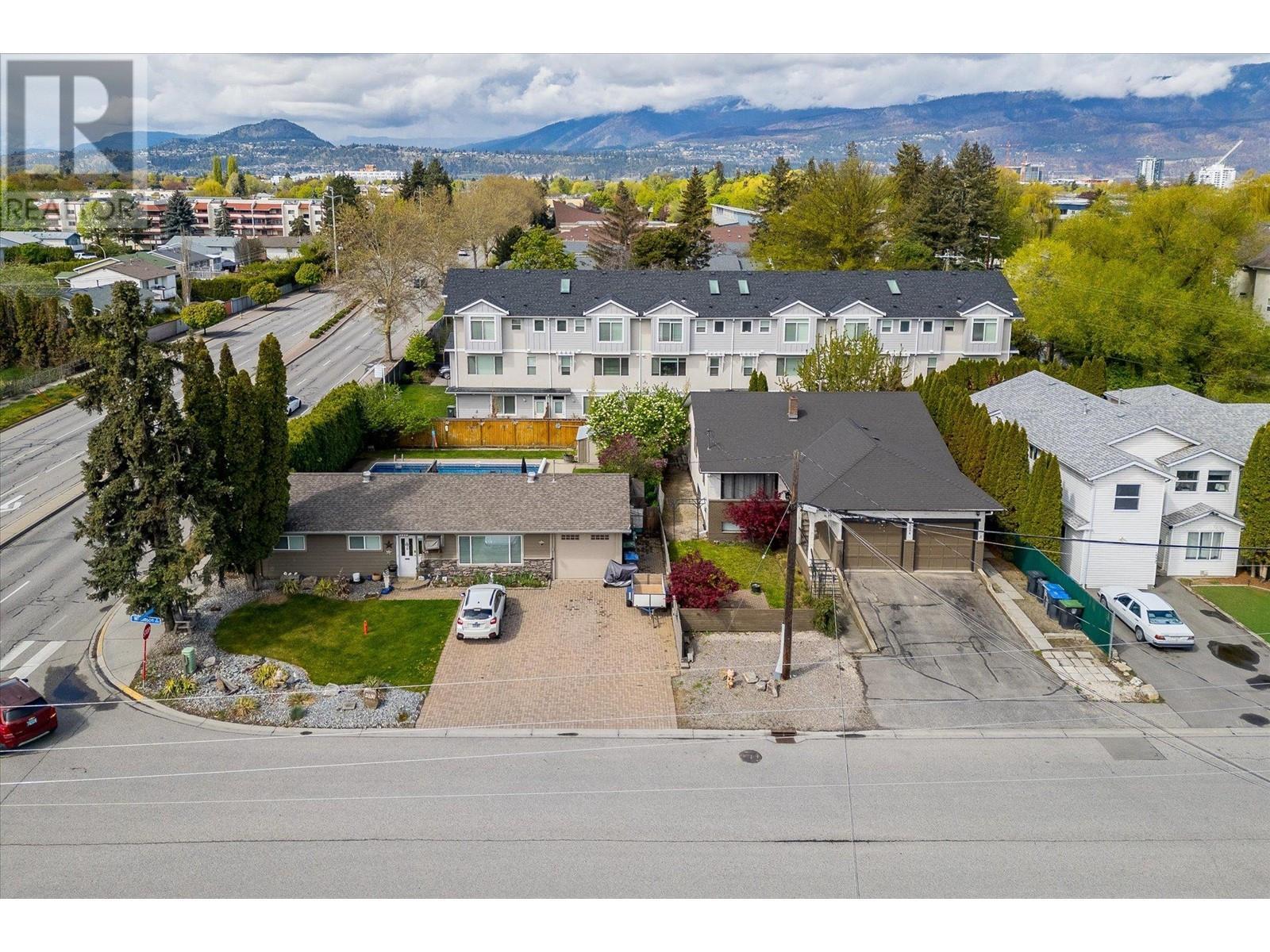 2030 Wilkinson Street. Kelowna, British Columbia