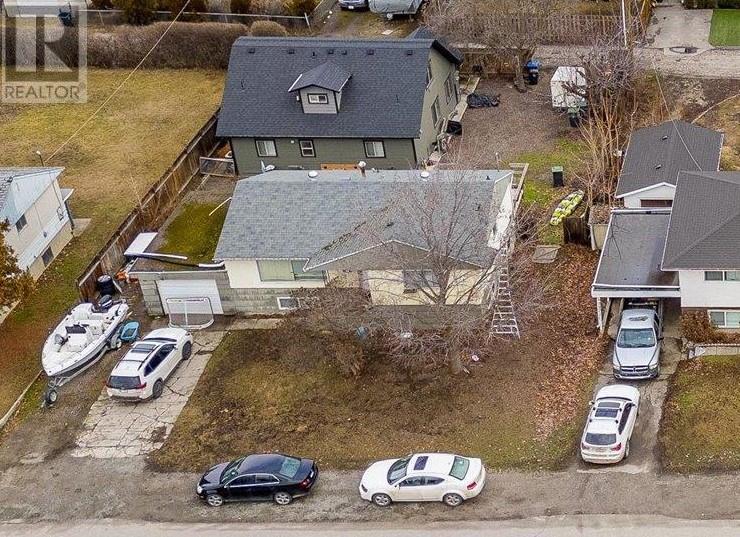 2261 Burnett Street. Kelowna, British Columbia