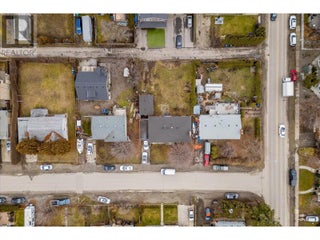 2261 Burnett Street. Kelowna, British Columbia